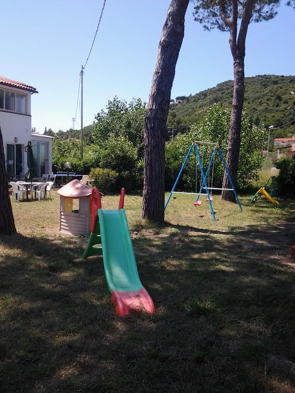Hotel Rustichello Marina di Campo Εξωτερικό φωτογραφία