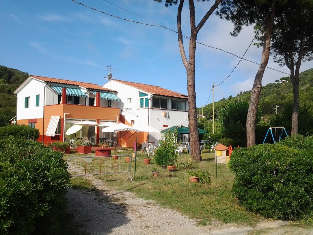 Hotel Rustichello Marina di Campo Εξωτερικό φωτογραφία